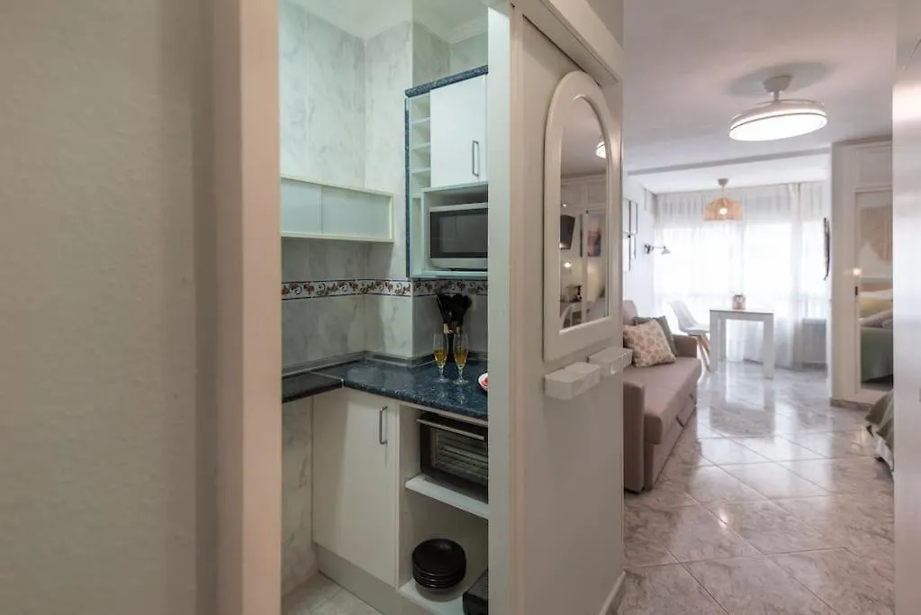 דירה בנאלמדנה Teletrabajo O Relax, Estudio Con Vistas Al Mar
